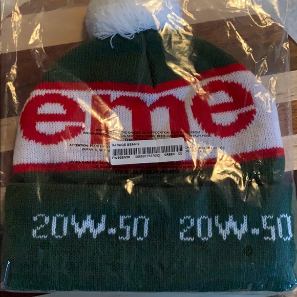 New Supreme Garage Beanie Green Red 